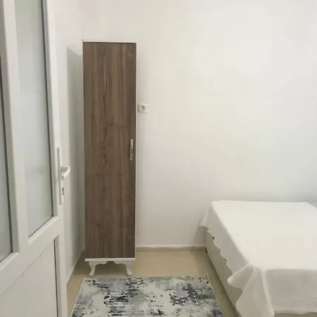 Apartment Plaja Yakin Dag Ve Deniz Manzarali 1+1 Daire Gokceada