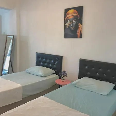 Plaja Yakin Dag Ve Deniz Manzarali 1+1 *